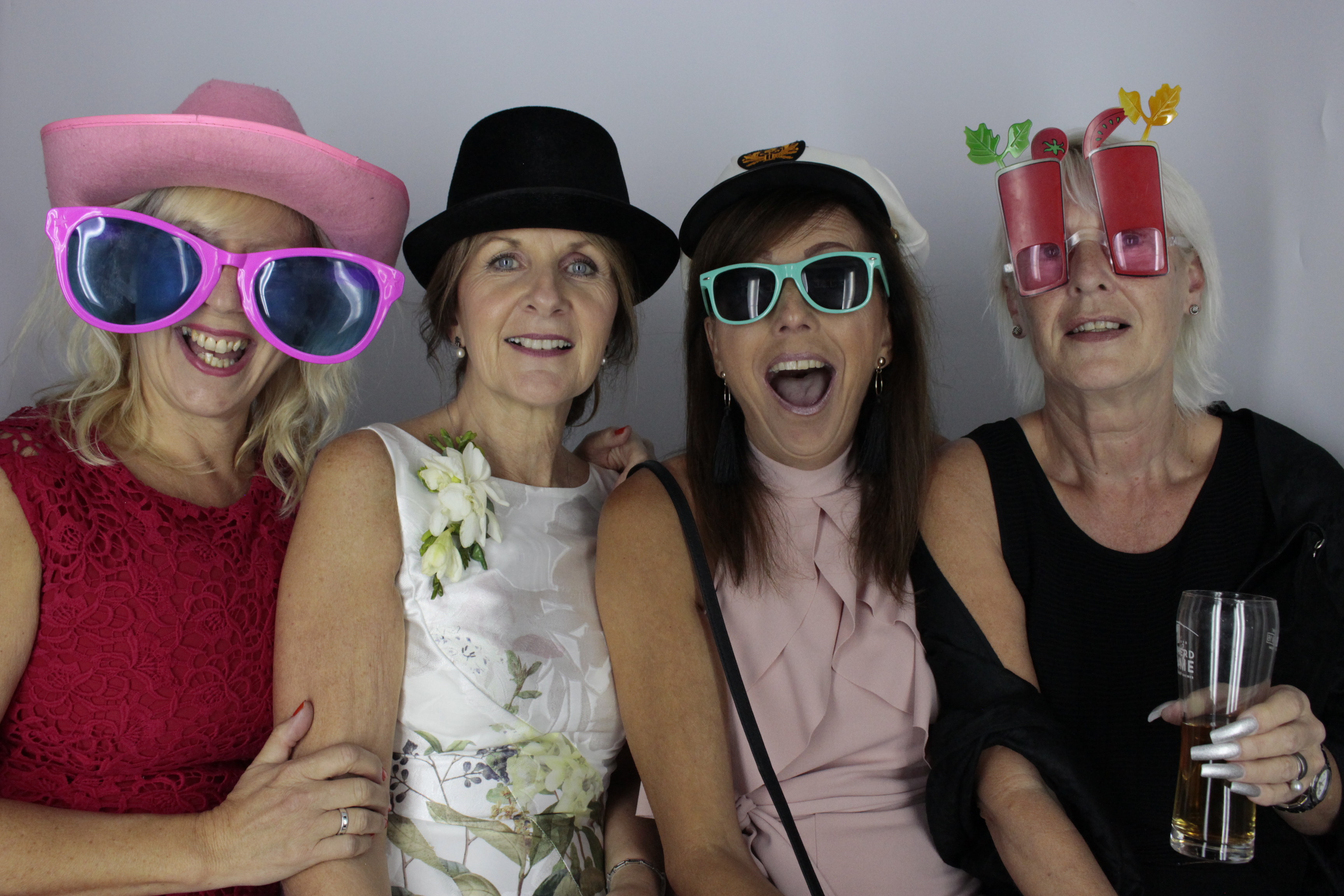 Ben & Kelly's Wedding | View more photos from the event at gallery.myphotoboothexperience.co.uk/u/MyPhotoBoothExperienceLtd/Ben-Kellys-Wedding